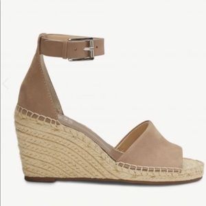 *never worn* Vince Camuto Leera Espadrille Wedges